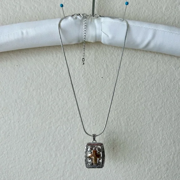 Cross Pendant Necklace Silver Gold Snake Chain Lobster Clasp Inspirational - Picture 6 of 6